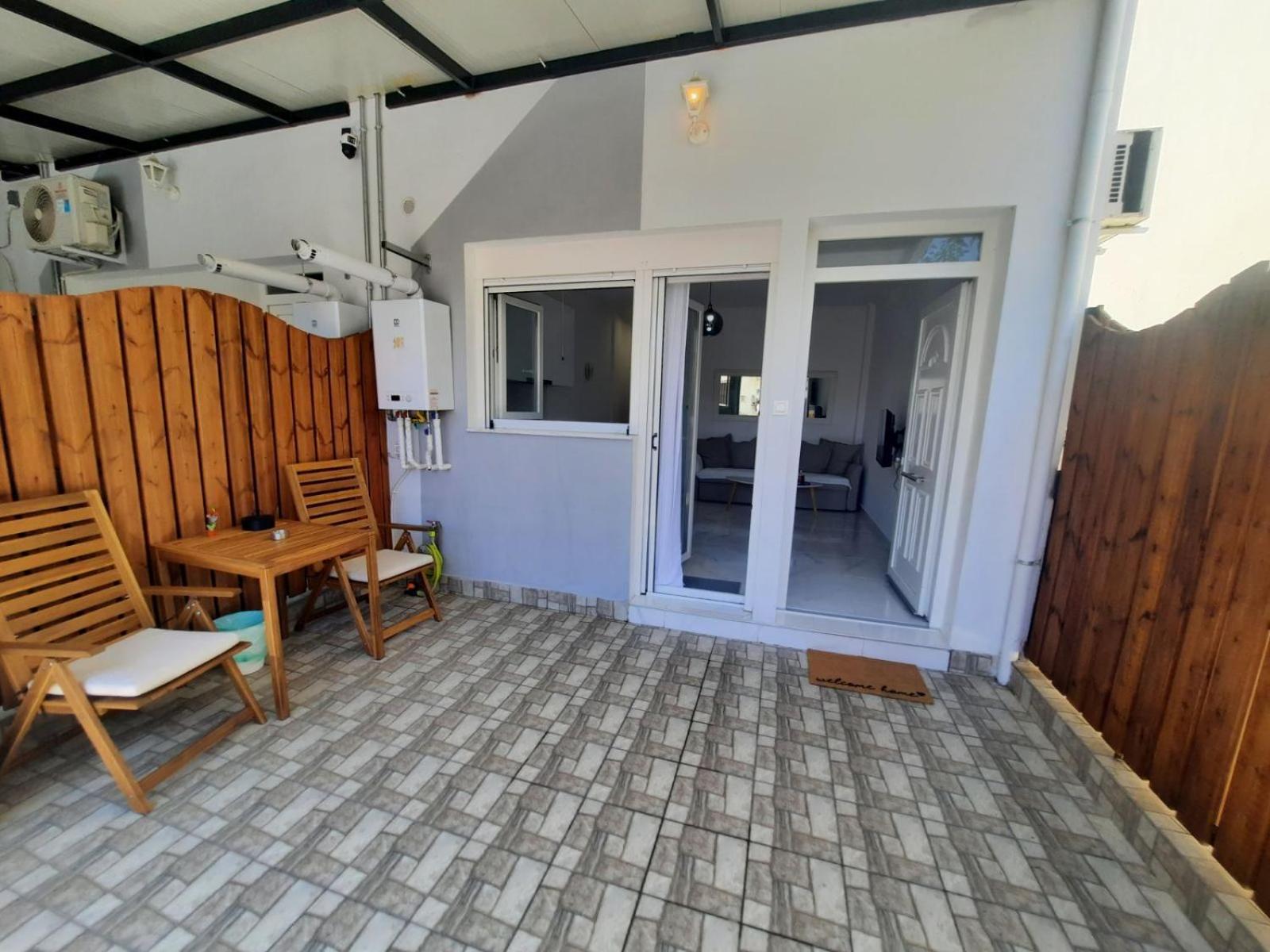 House B Diavata, Thessaloniki Apartment Luaran gambar