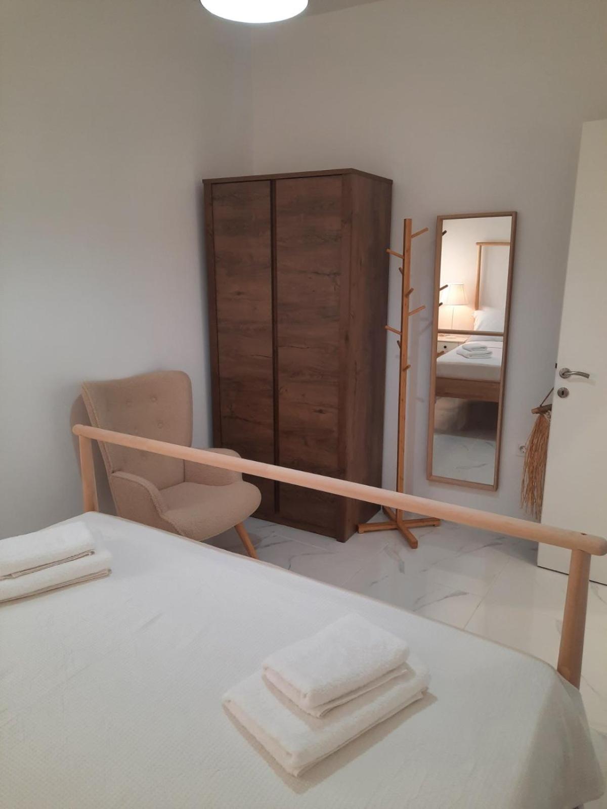 House B Diavata, Thessaloniki Apartment Luaran gambar